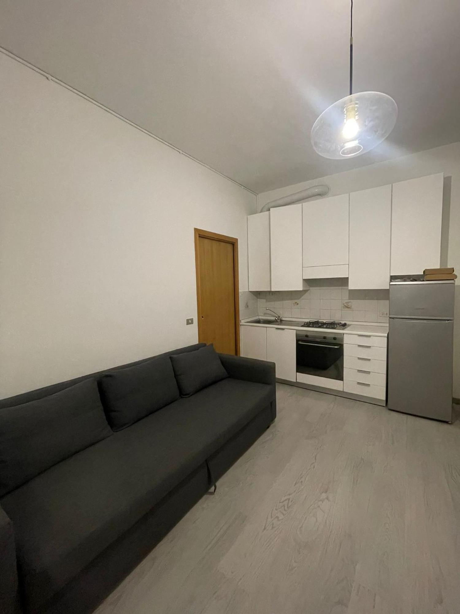 Lovely Apartment Near Centrale — Photos 1